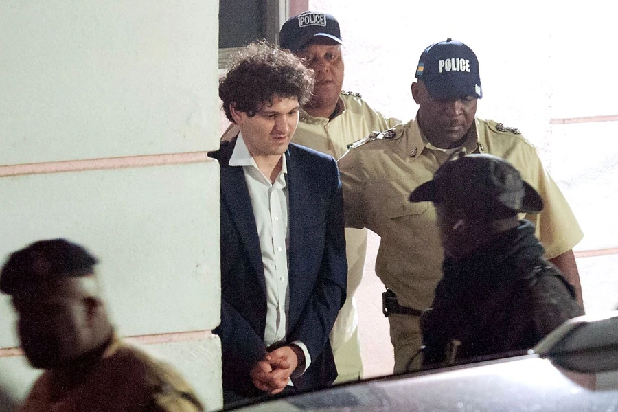 O fundador da FTX e da Alameda foi condenado a 25 anos de prisão O-fundador-da-FTX-e-da-Alameda-Sam-Bankman-Fried-foi-condenado-a-25-anos-de-prisão